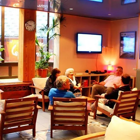 Des Neiges Otel 2*